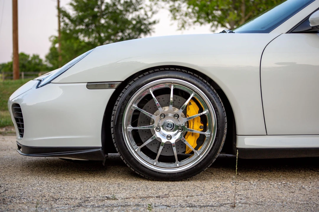2005 Porsche 996 Turbo - Image 17 of 31