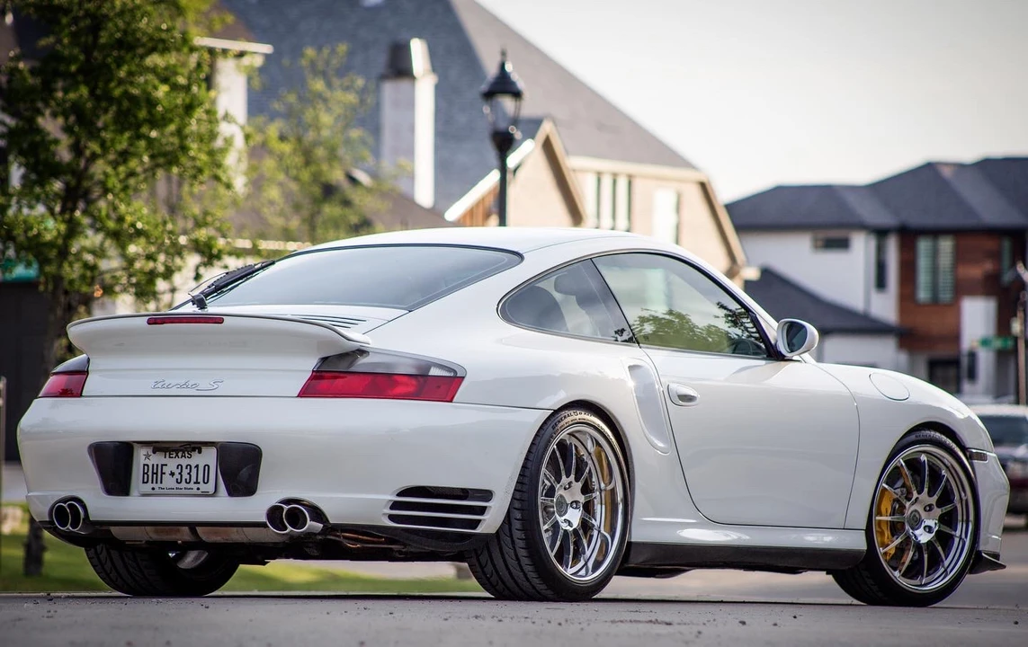 2005 Porsche 996 Turbo - Image 15 of 31