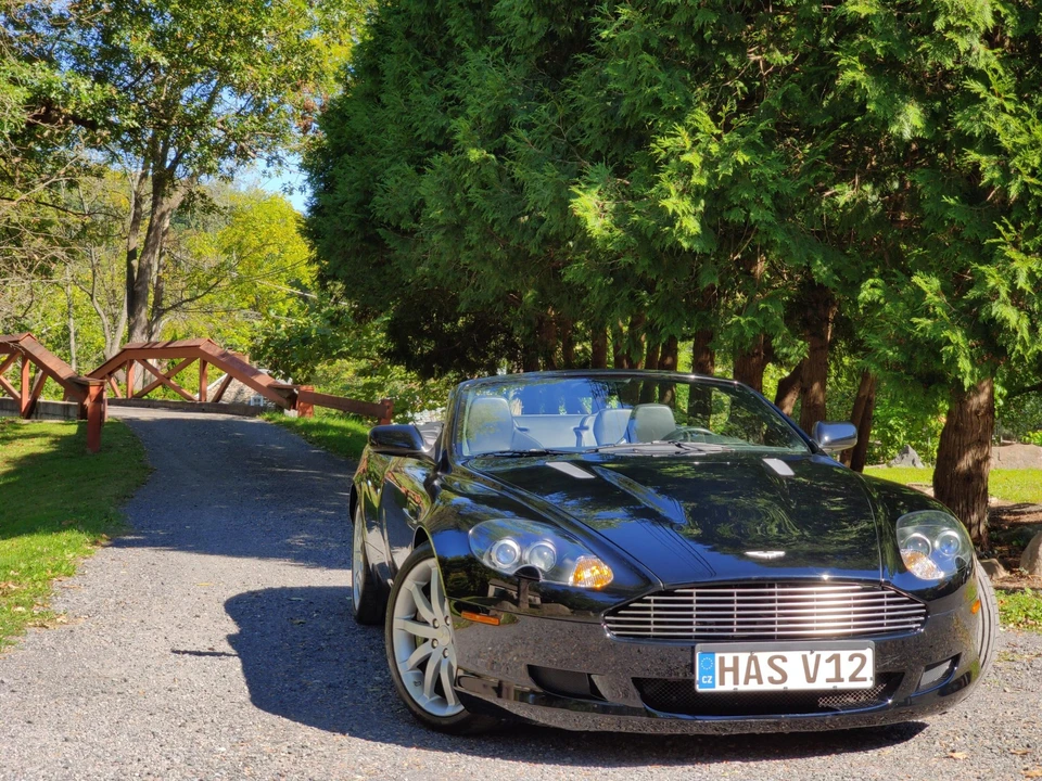 2006 Aston Martin DB9 - Image 25 of 31