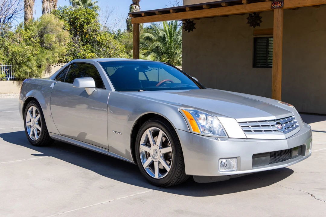 2006 Cadillac XLR - Image 13 of 31