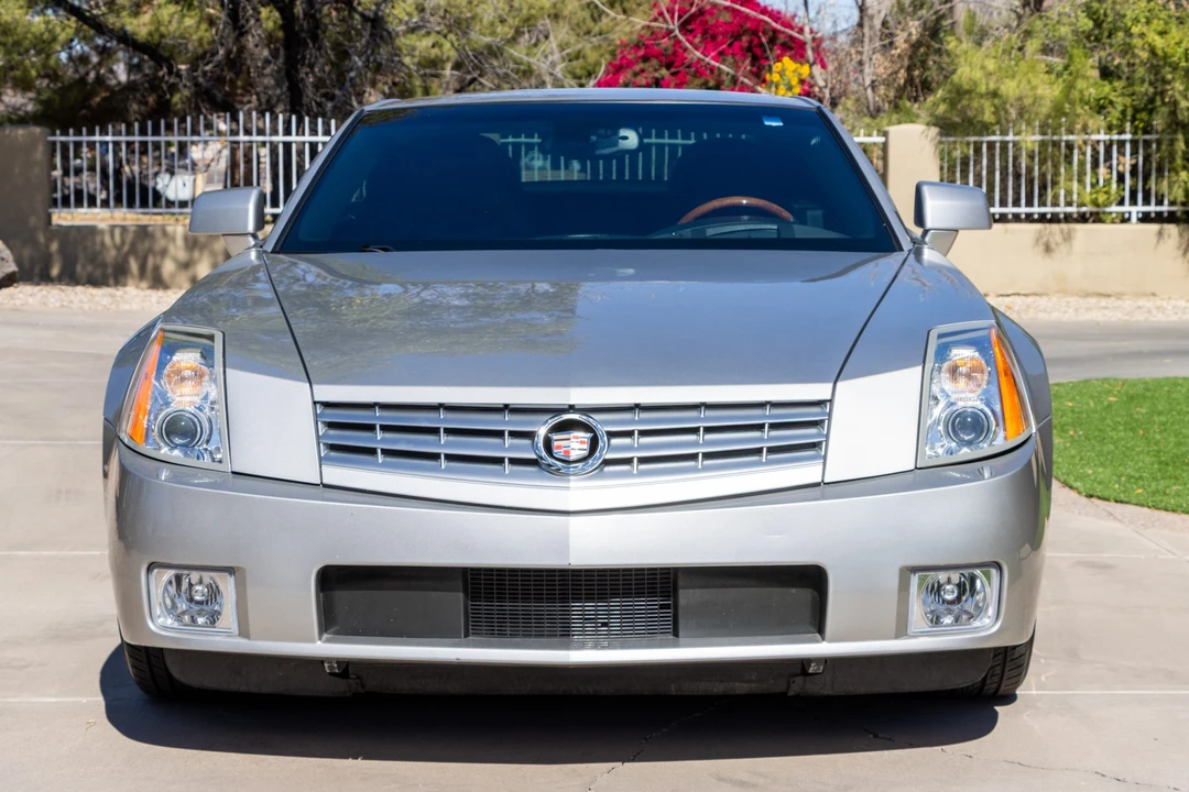 2006 Cadillac XLR - Image 11 of 31