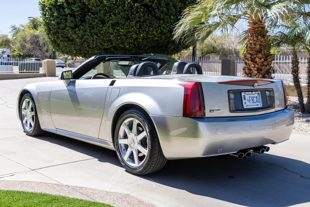 2006 Cadillac XLR - Image 7 of 31