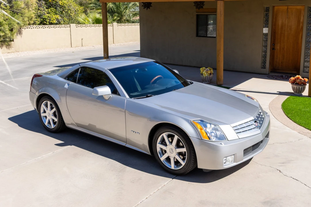 2006 Cadillac XLR - Image 12 of 31