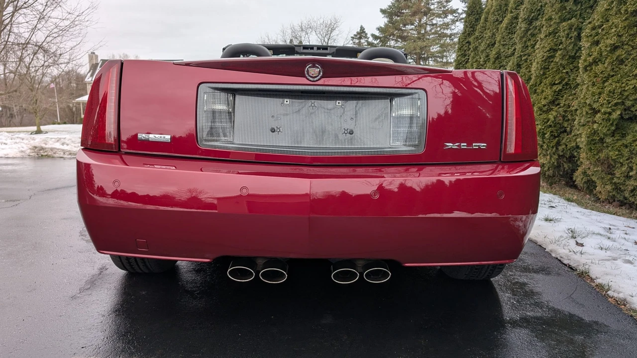 2006 Cadillac XLR - Image 10 of 31