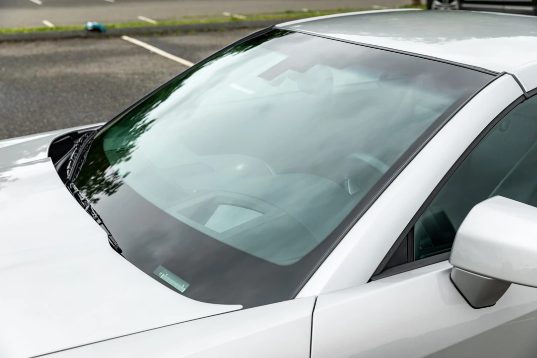 2006 Cadillac XLR-V - Image 22 of 31