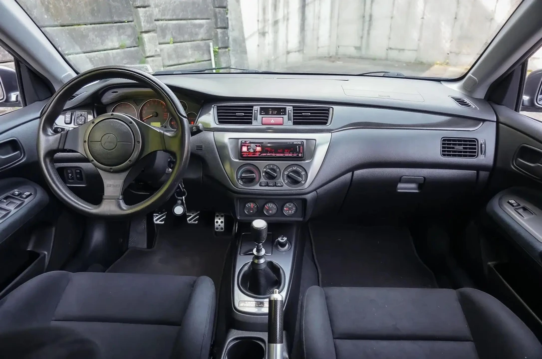 2006 Mitsubishi Lancer Evolution IX 8th Gen - Image 29 of 31