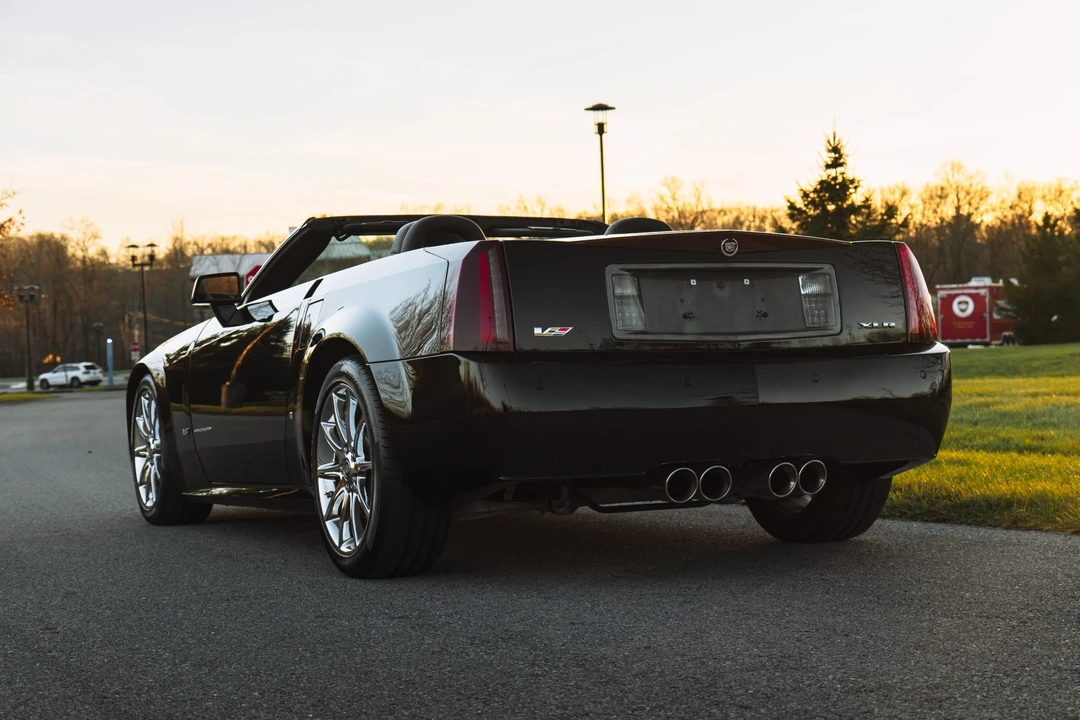 2007 Cadillac XLR-V - Image 31 of 31