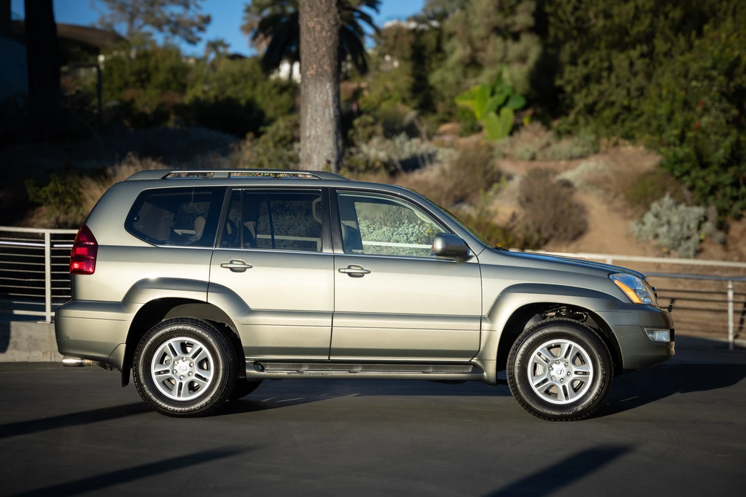 2007 Lexus GX 1st Gen - Image 20 of 31