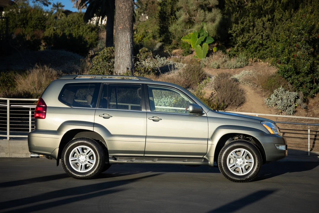 2007 Lexus GX 1st Gen - Image 21 of 31