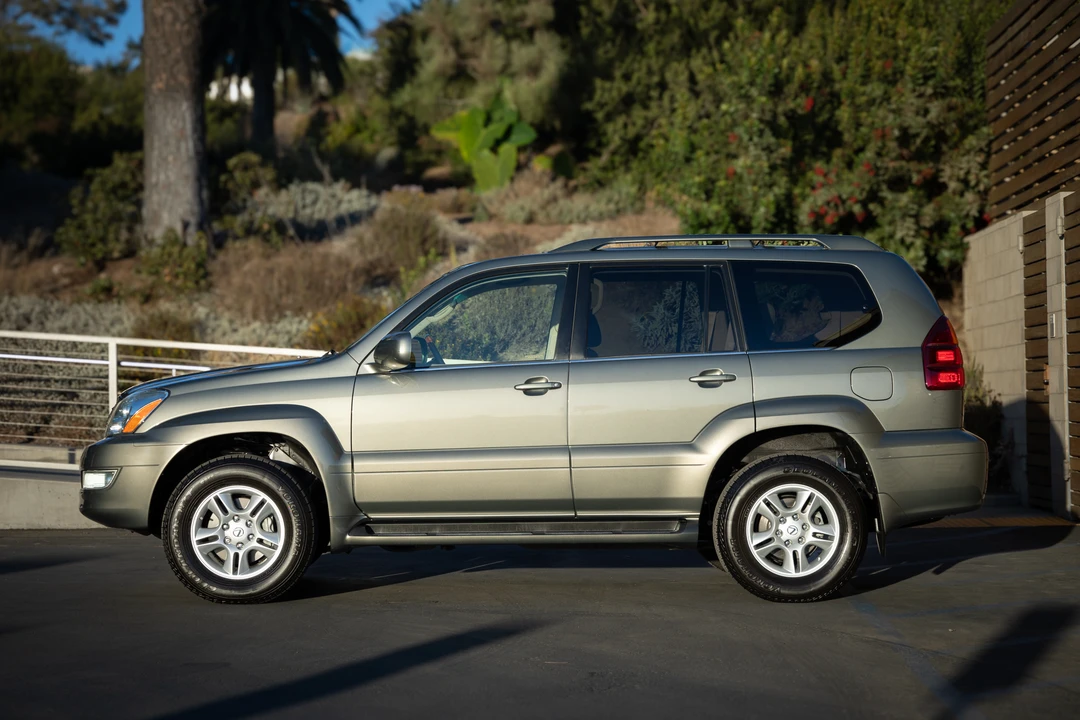 2007 Lexus GX 1st Gen - Image 23 of 31
