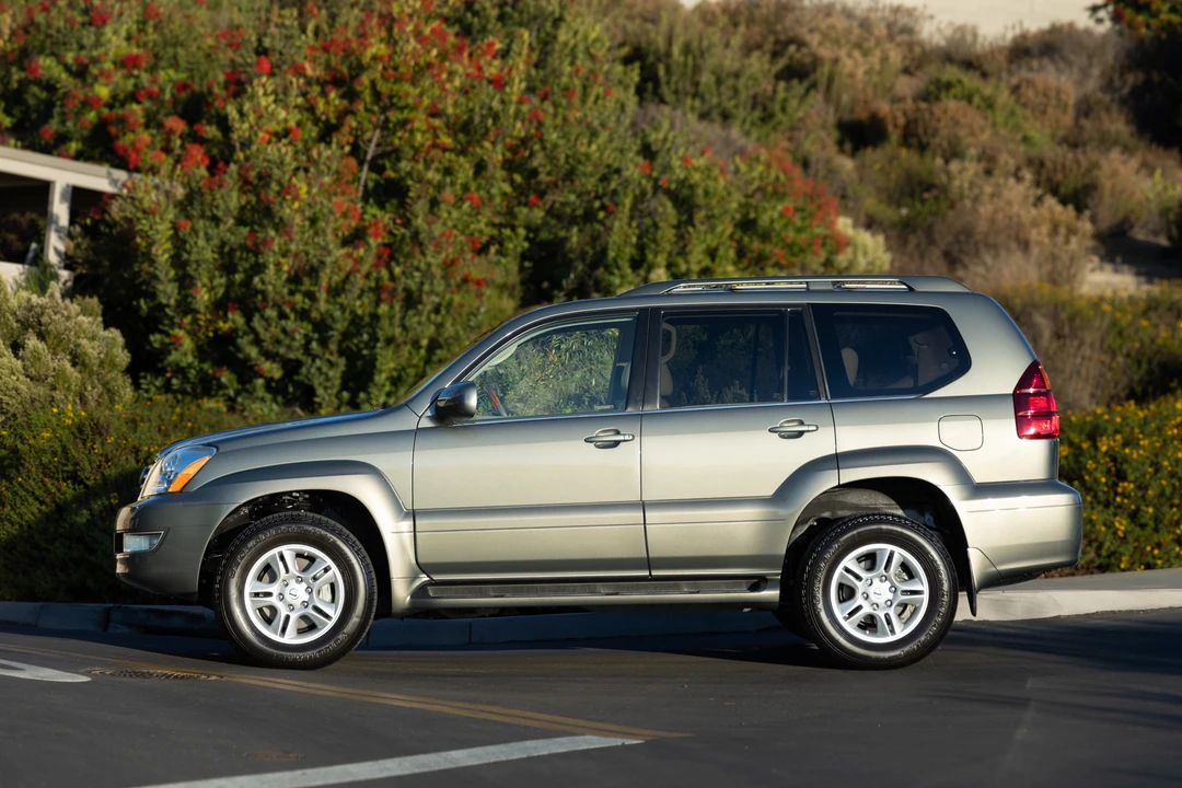 2007 Lexus GX 1st Gen - Image 19 of 31