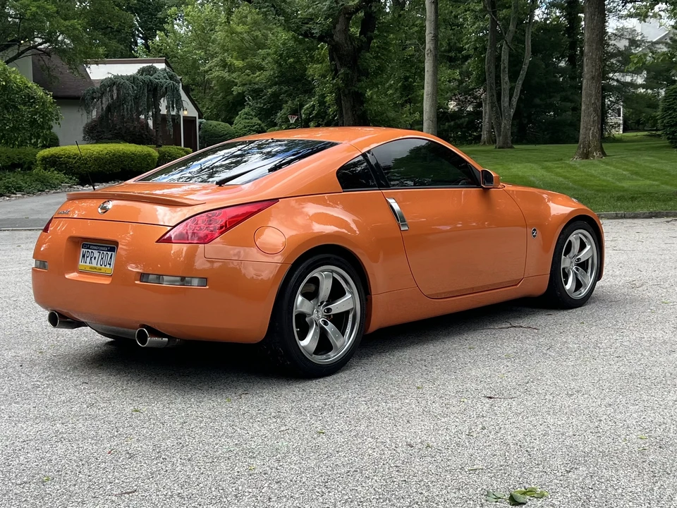 2007 Nissan 350Z 5th Gen - Image 13 of 31