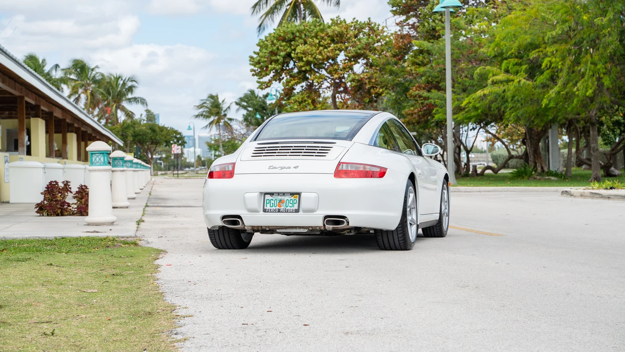 2007 Porsche 997 Carrera - Image 30 of 31