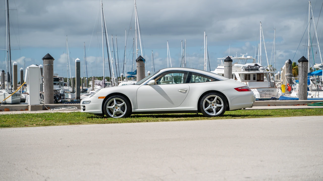 2007 Porsche 997 Carrera - Image 19 of 31