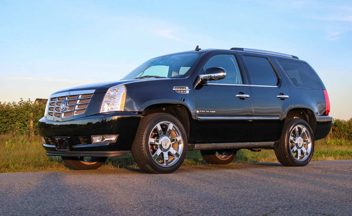 2008 Cadillac Escalade & EXT 3rd Gen - Image 3 of 31