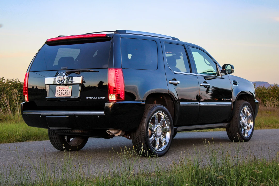 2008 Cadillac Escalade & EXT 3rd Gen - Image 15 of 31