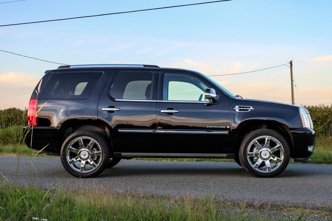 2008 Cadillac Escalade & EXT 3rd Gen - Image 13 of 31