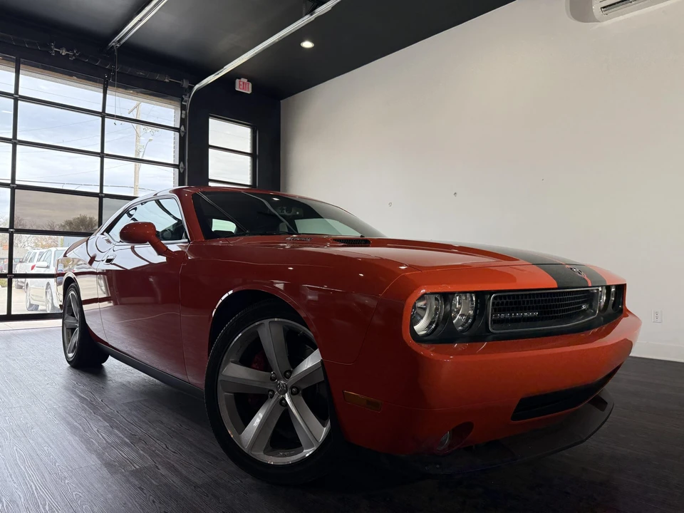 2008 Dodge Challenger SRT8 & 392 3rd Gen - Image 9 of 31