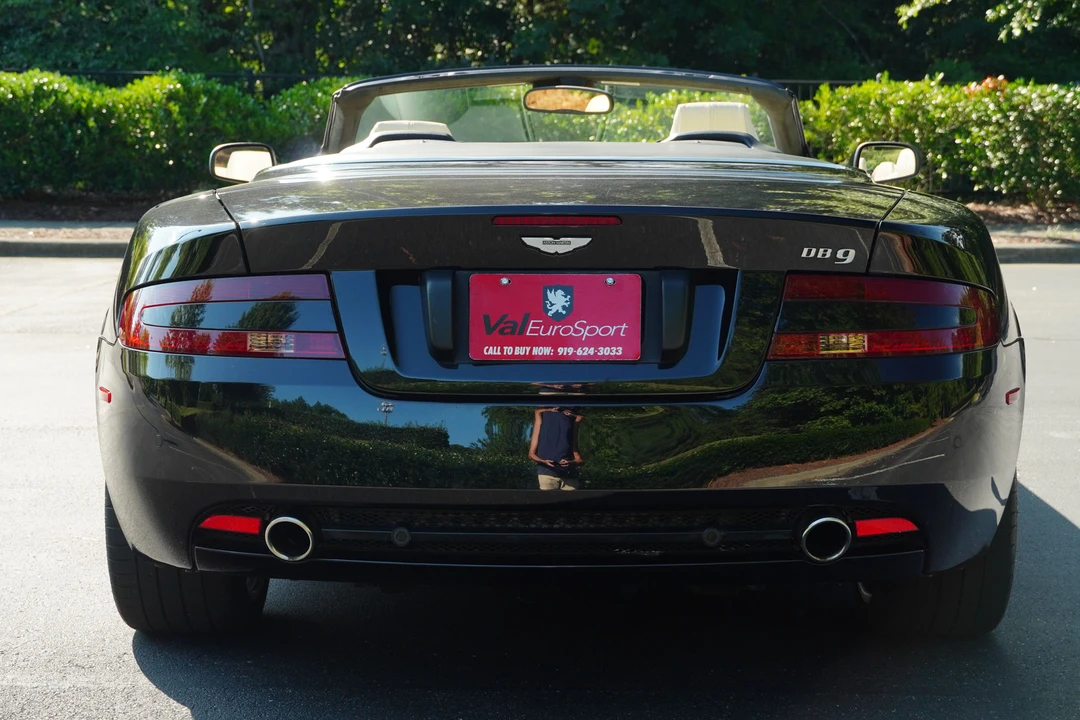 2009 Aston Martin DB9 - Image 28 of 31