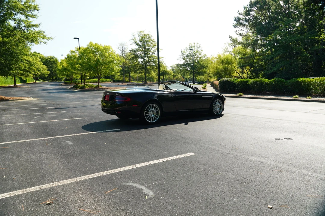 2009 Aston Martin DB9 - Image 10 of 31
