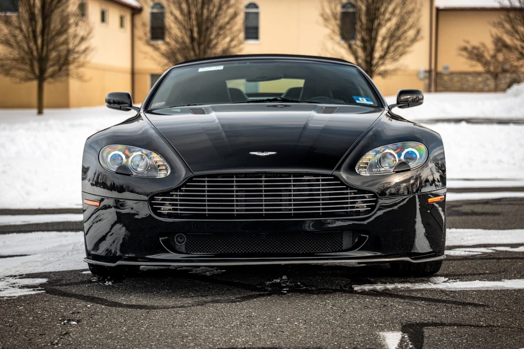 2009 Aston Martin V8 Vantage (2006-2017) - Image 29 of 31