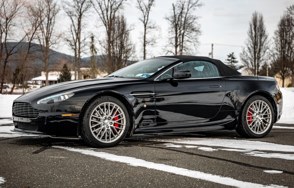 2009 Aston Martin V8 Vantage (2006-2017) - Image 23 of 31