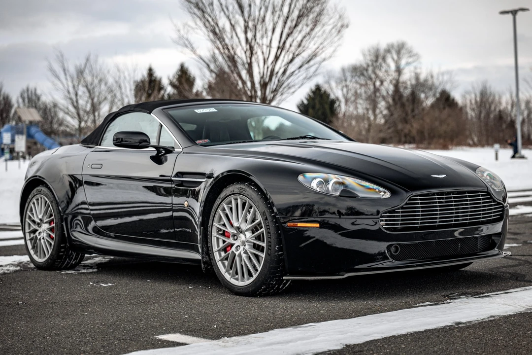 2009 Aston Martin V8 Vantage (2006-2017) - Image 31 of 31