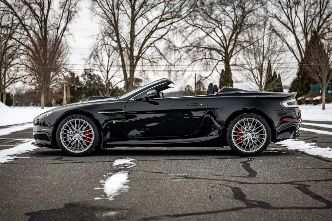2009 Aston Martin V8 Vantage (2006-2017) - Image 19 of 31