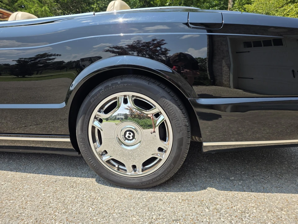 2009 Bentley Azure 2nd Gen - Image 25 of 31