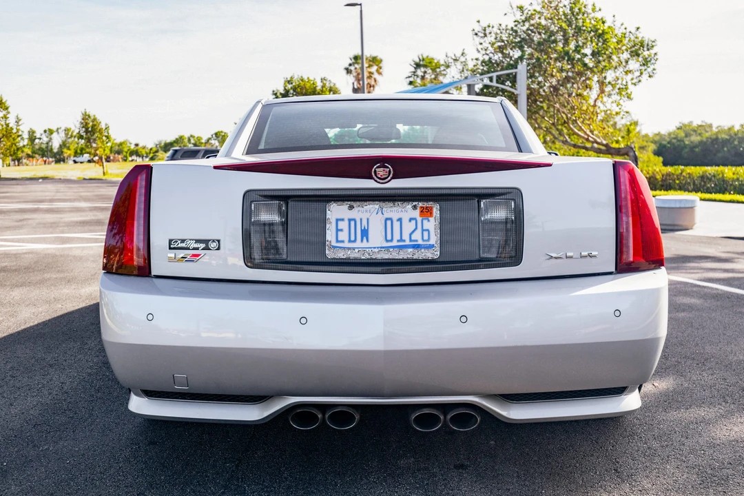 2009 Cadillac XLR-V - Image 14 of 31