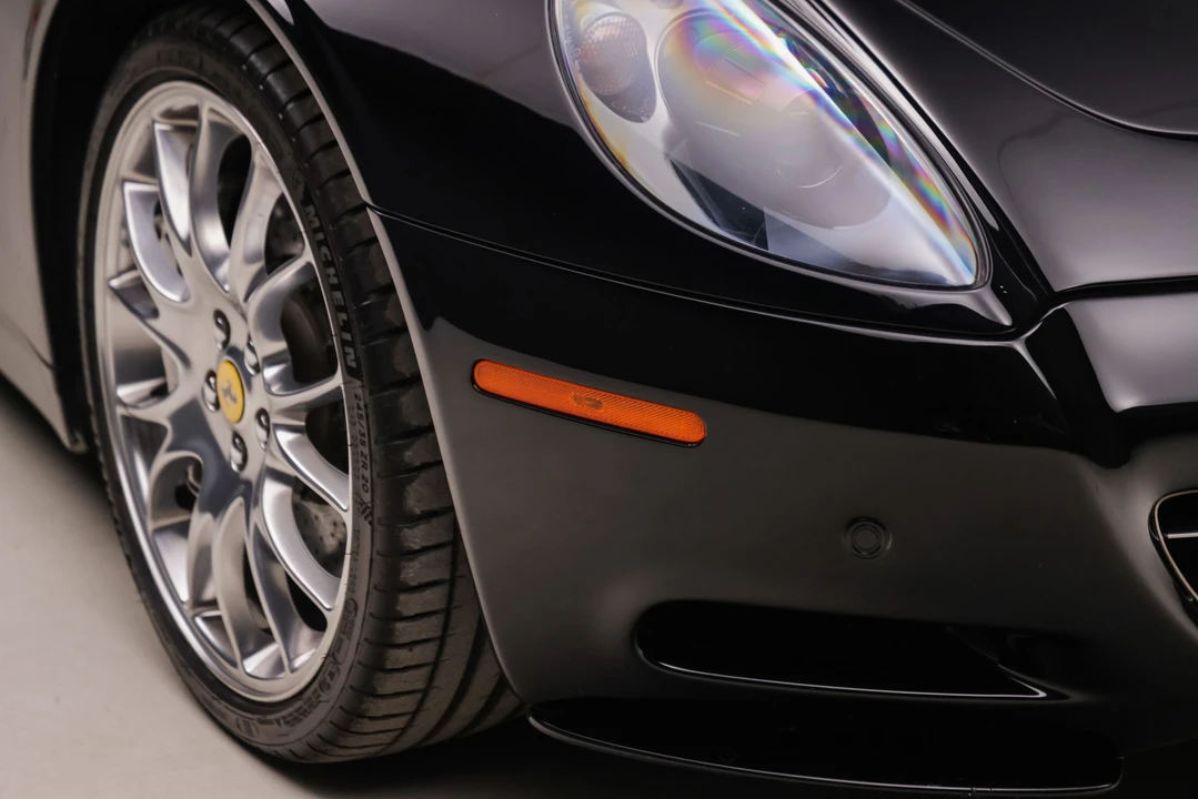 2009 Ferrari 612 - Image 28 of 31