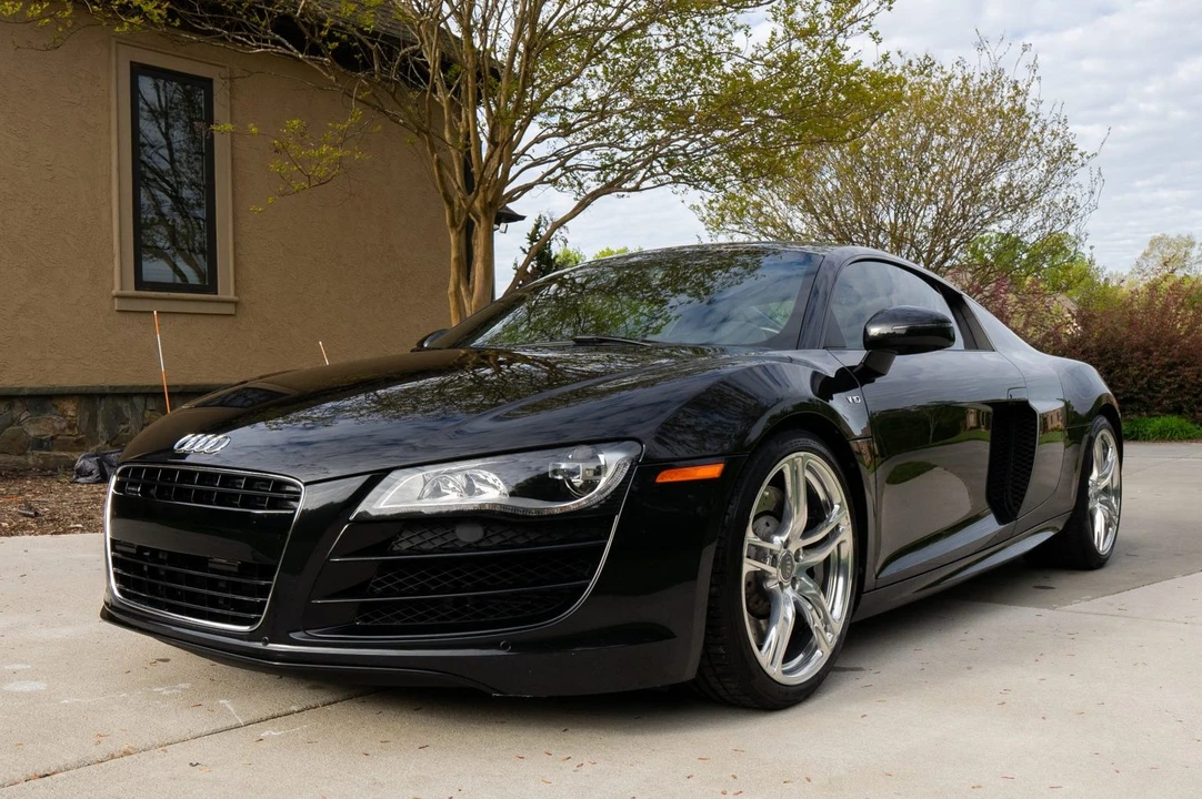 2010 Audi 42 R8 - Image 5 of 31