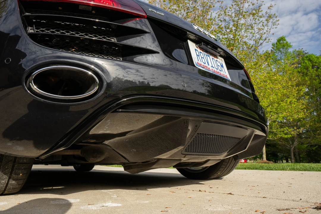 2010 Audi 42 R8 - Image 30 of 31