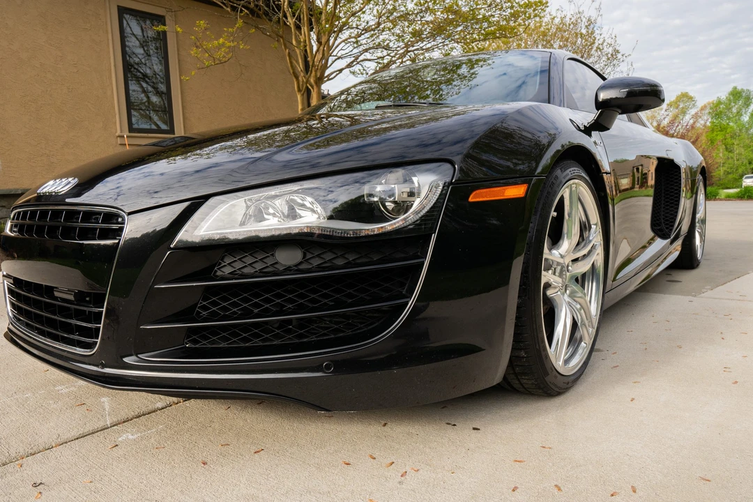 2010 Audi 42 R8 - Image 16 of 31