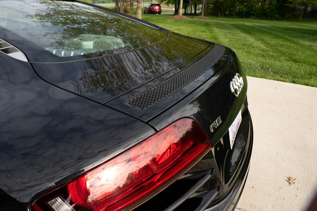 2010 Audi 42 R8 - Image 22 of 31