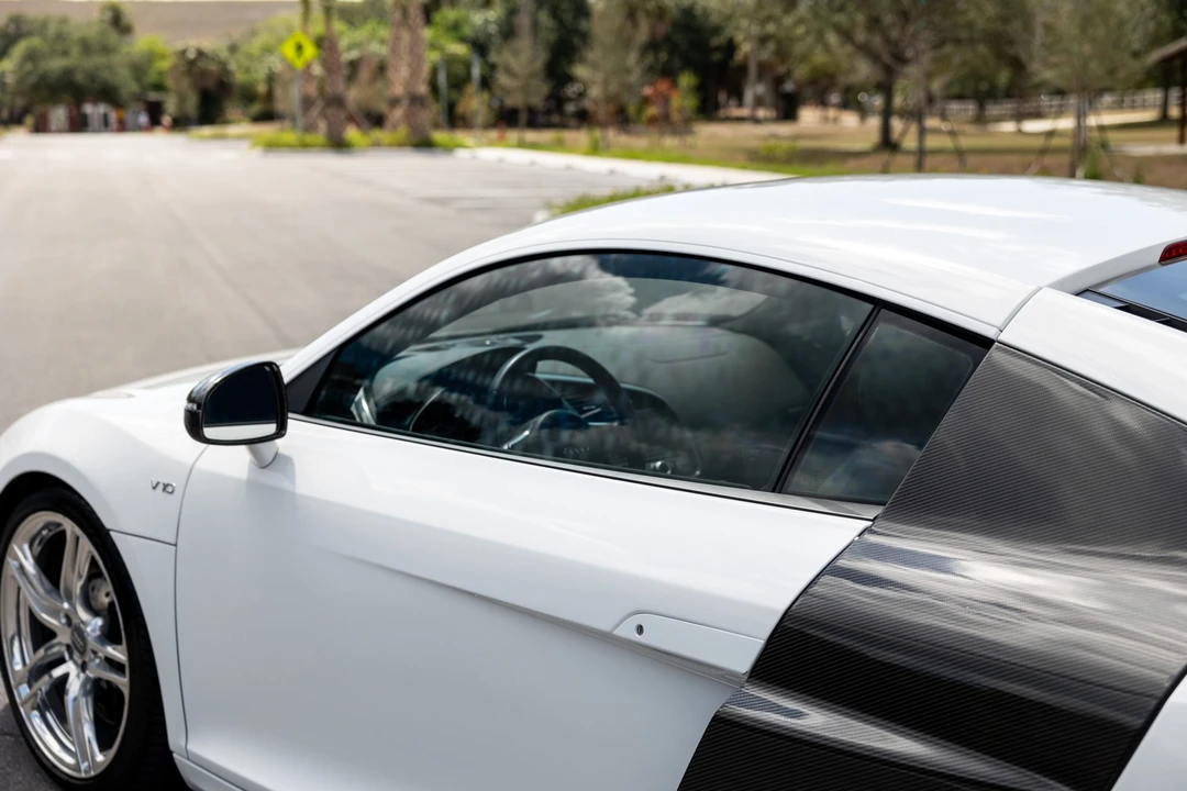 2010 Audi 42 R8 - Image 13 of 31