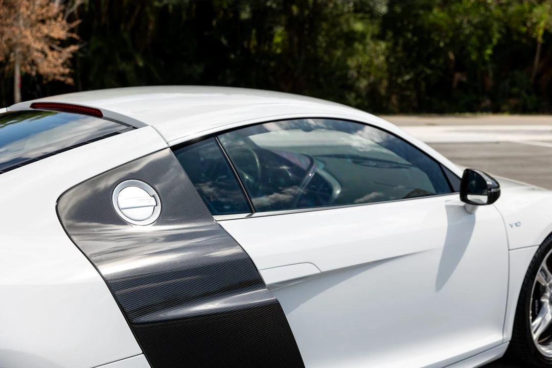 2010 Audi 42 R8 - Image 17 of 31