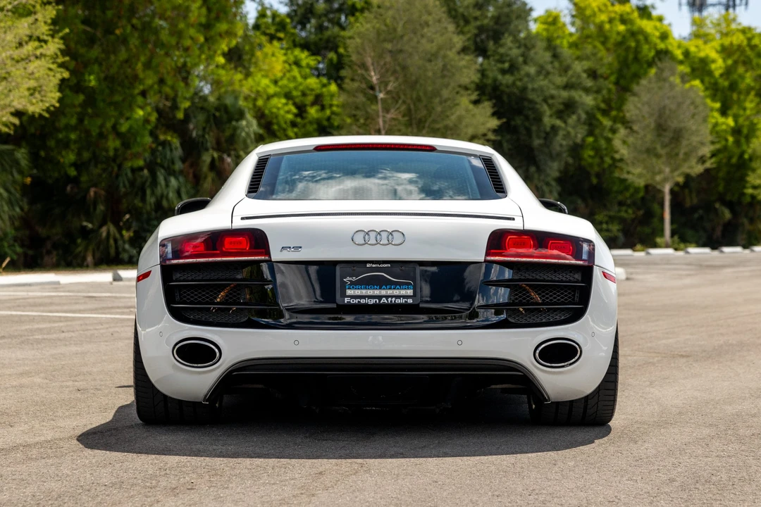 2010 Audi 42 R8 - Image 7 of 31