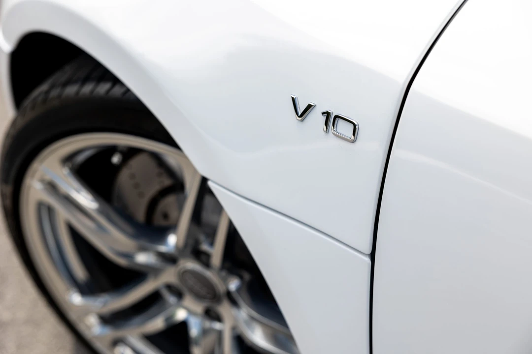 2010 Audi 42 R8 - Image 22 of 31