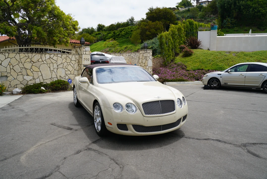 2010 Bentley Continental GTC - Image 16 of 31
