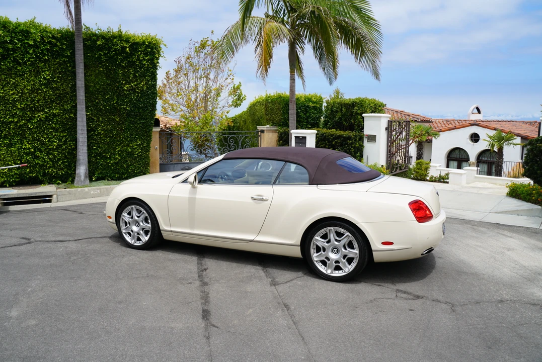2010 Bentley Continental GTC - Image 23 of 31