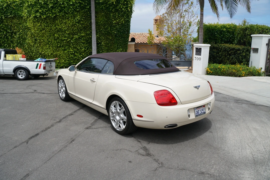 2010 Bentley Continental GTC - Image 22 of 31