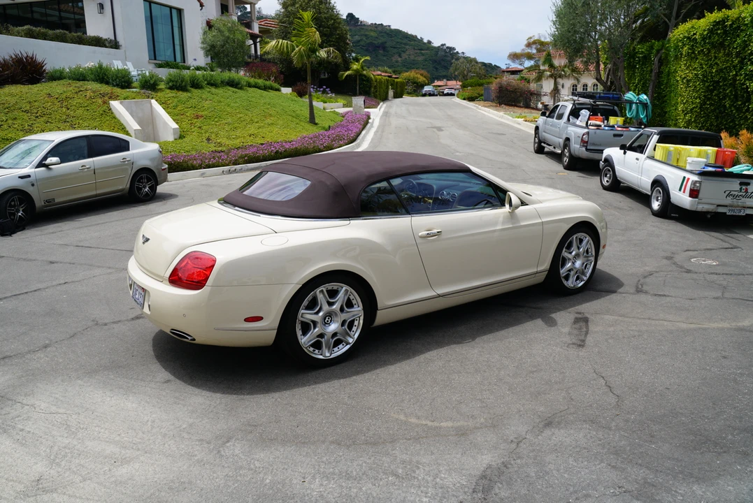 2010 Bentley Continental GTC - Image 19 of 31