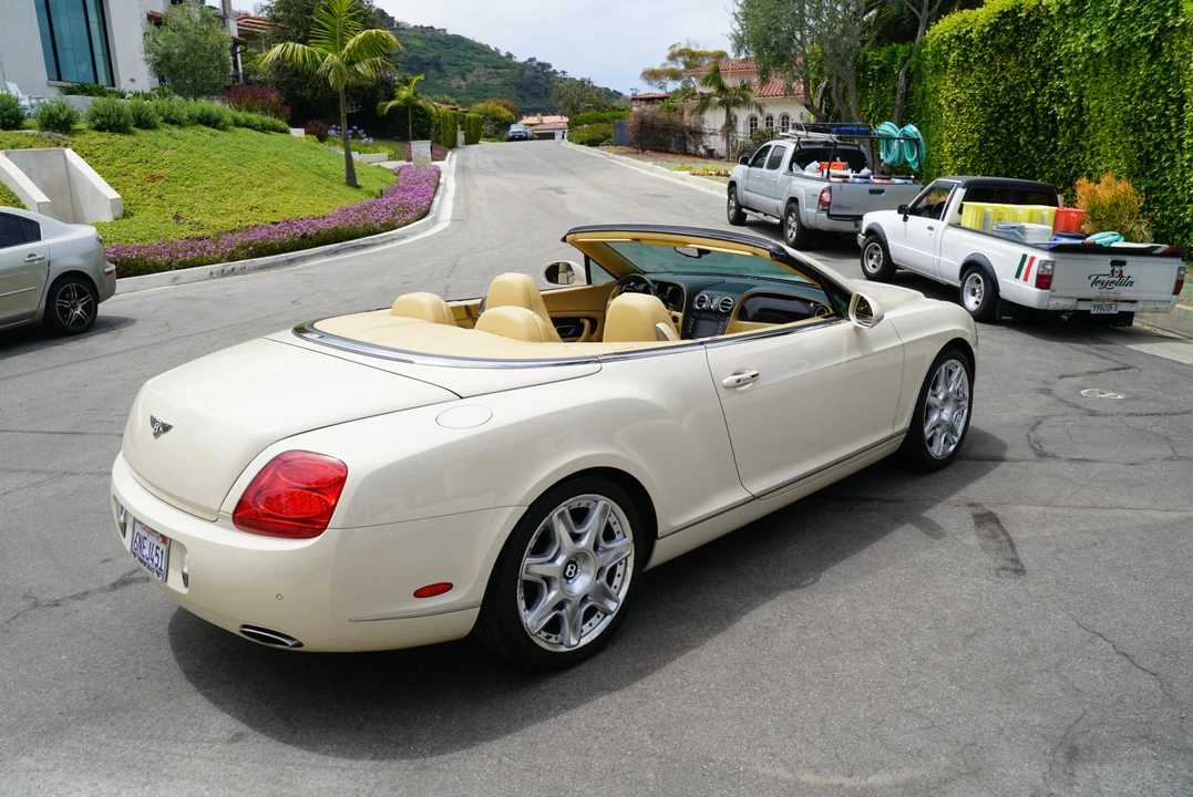 2010 Bentley Continental GTC - Image 10 of 31