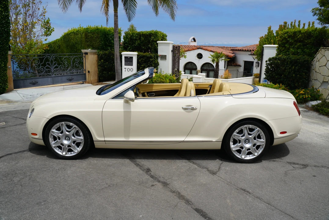 2010 Bentley Continental GTC - Image 13 of 31