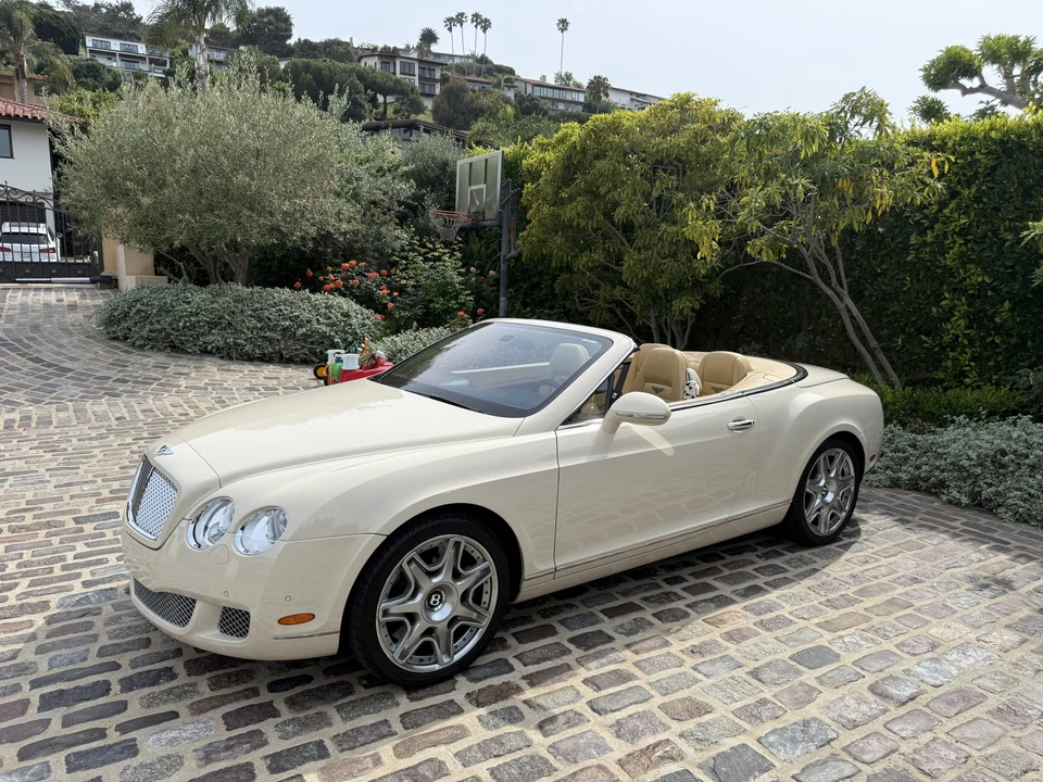 2010 Bentley Continental GTC - Image 25 of 31