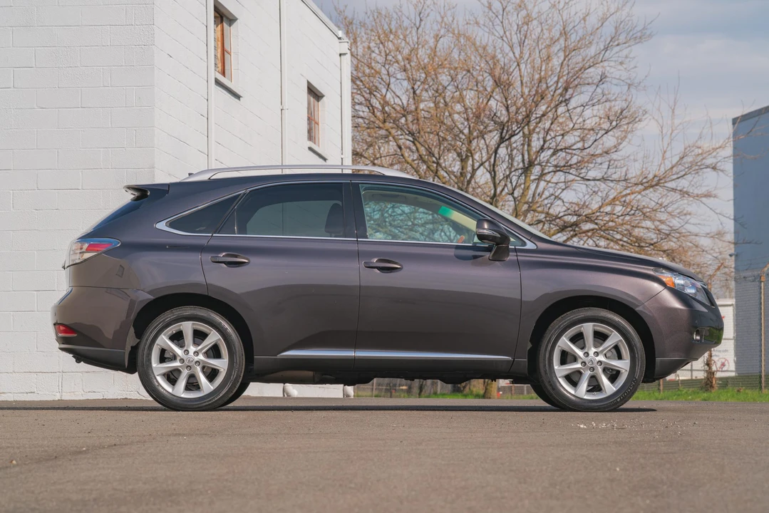 2010 Lexus RX 3rd Gen - Image 15 of 31