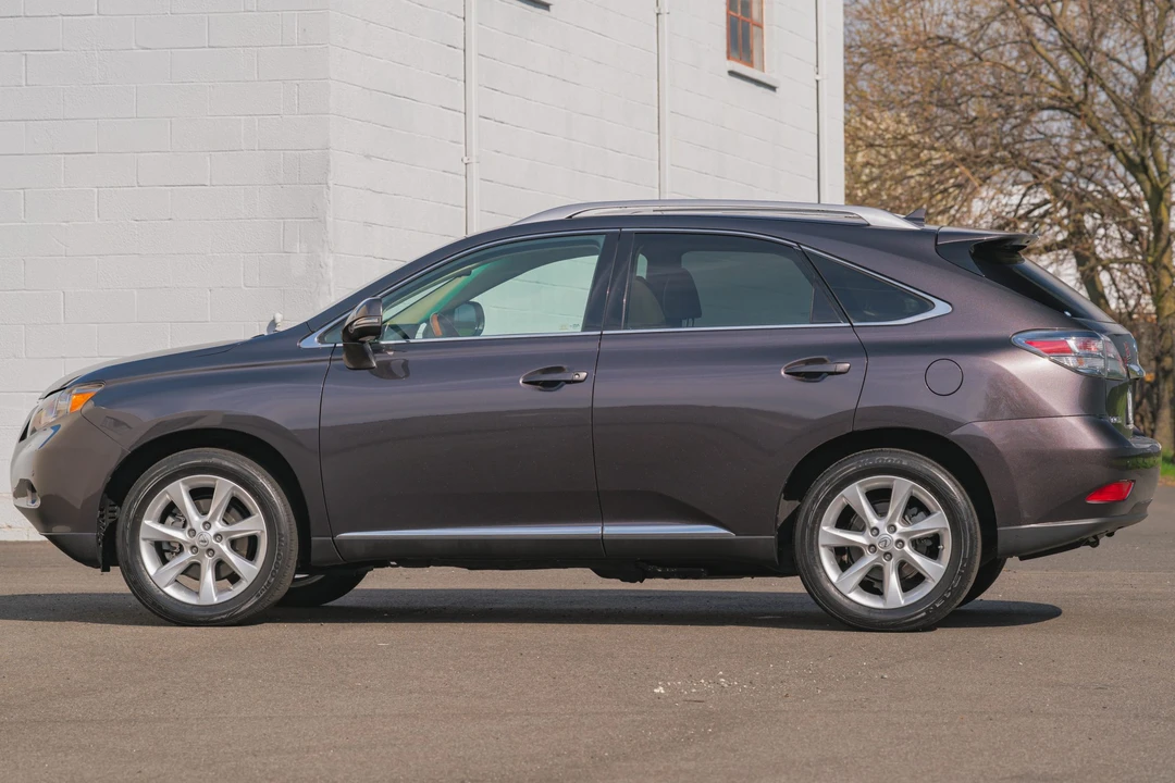 2010 Lexus RX 3rd Gen - Image 6 of 31