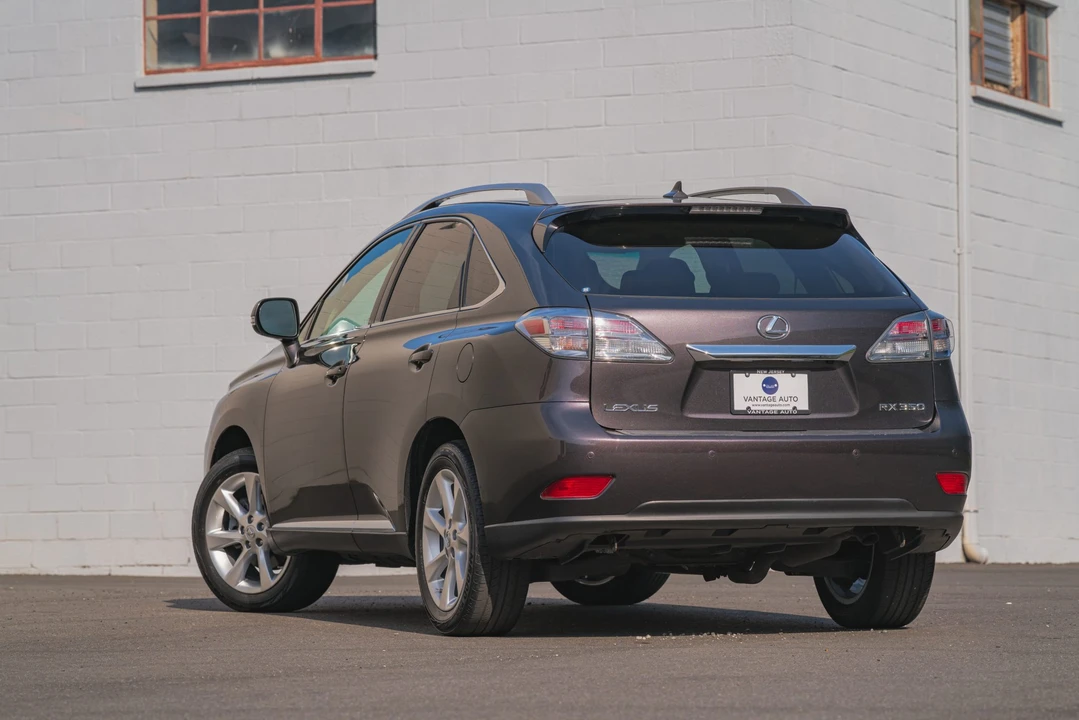 2010 Lexus RX 3rd Gen - Image 9 of 31