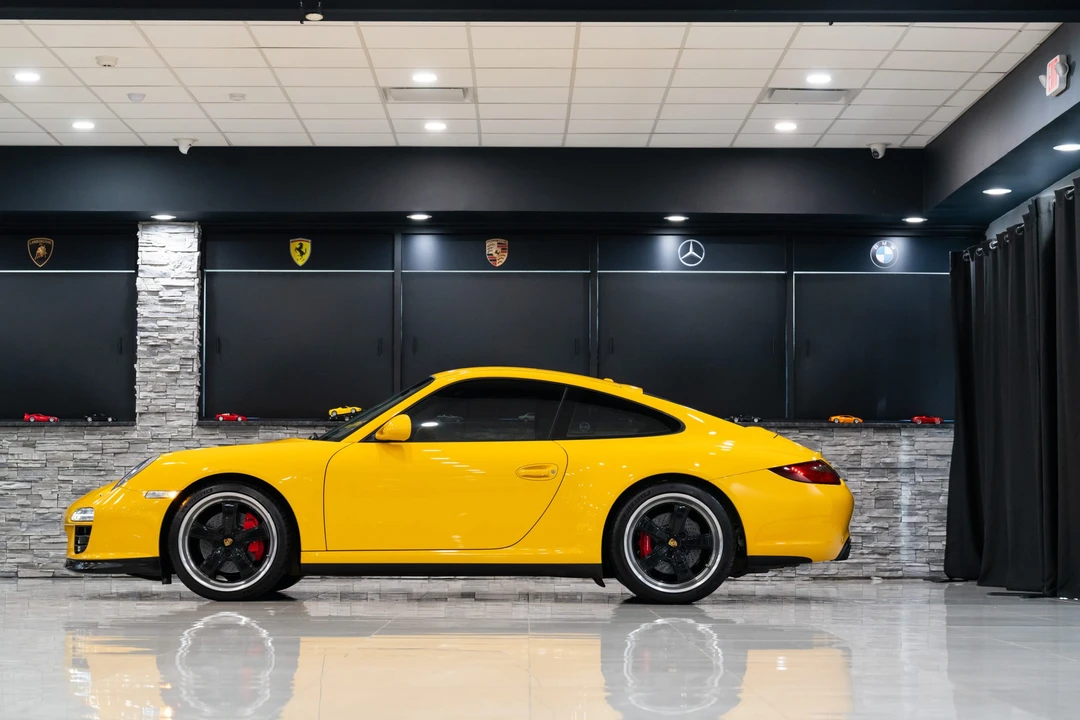2010 Porsche 997 Carrera 4S - Image 23 of 31